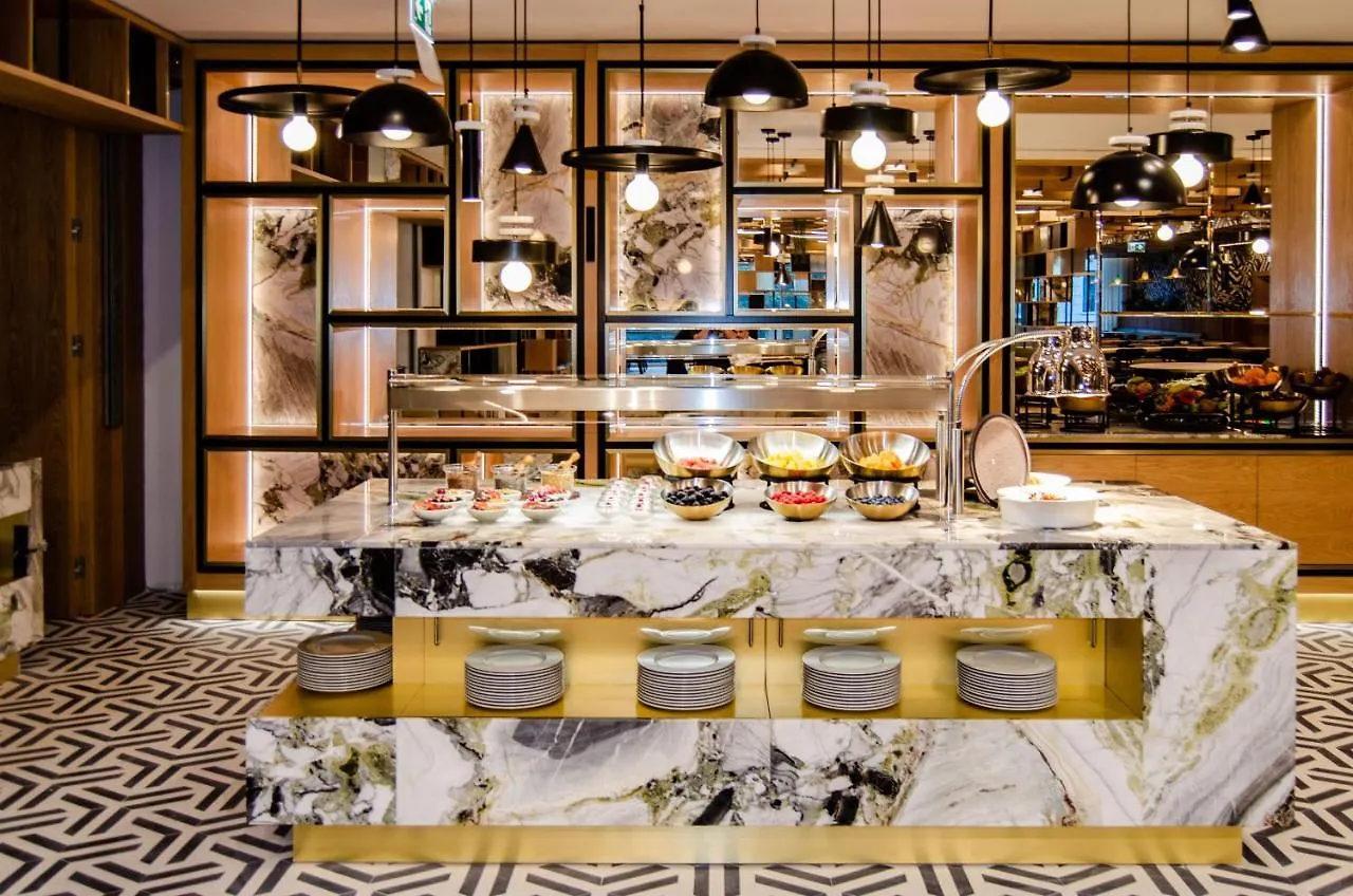 *****  Epic Sana Marques Hotel Lisboa Portugal